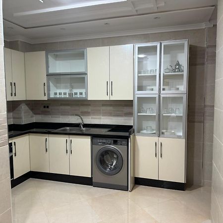 Family-Sized Cosy Apartment العرائش المظهر الخارجي الصورة