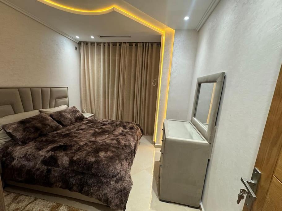 Family-Sized Cosy Apartment العرائش المظهر الخارجي الصورة